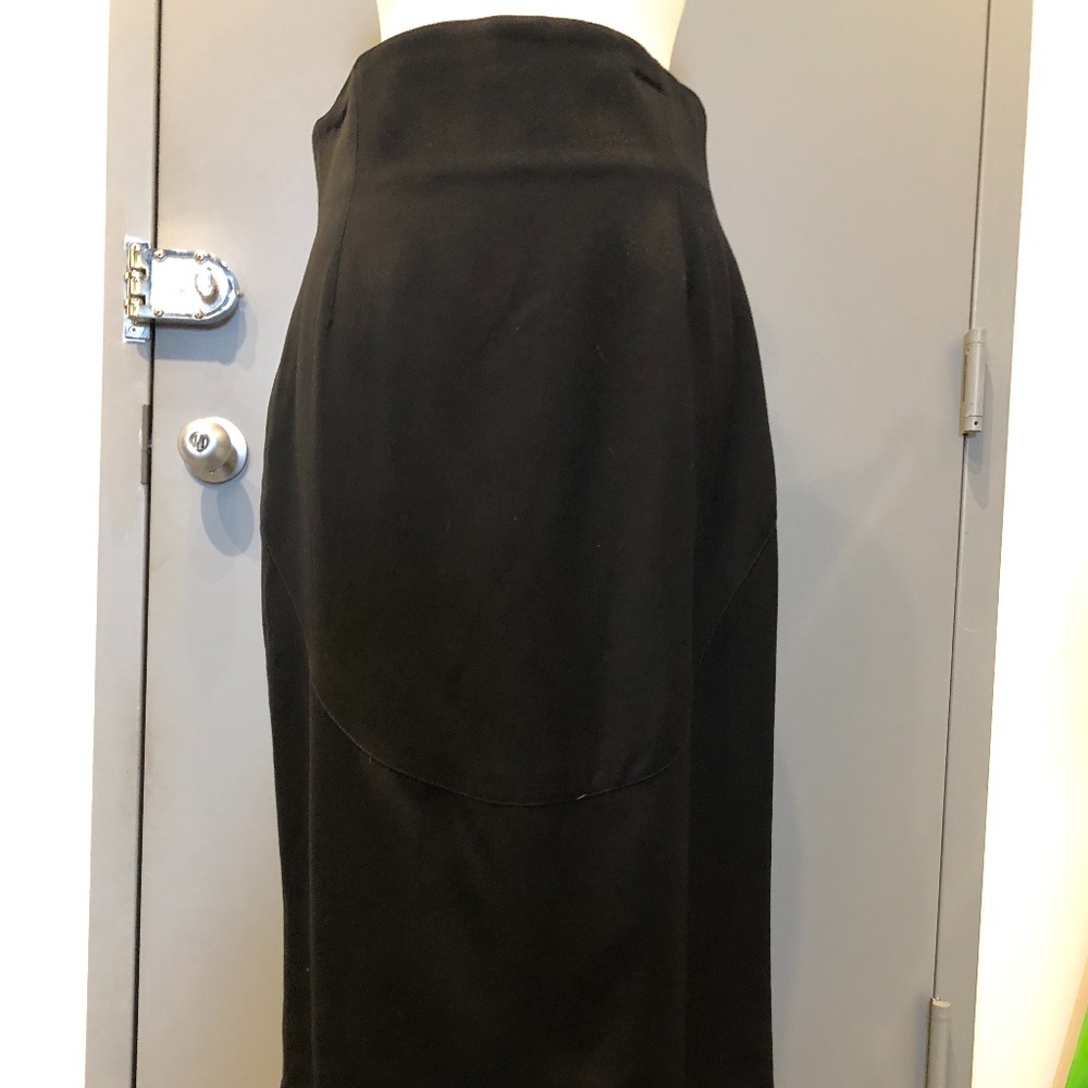 Roberto Fabris Black Wool Knee-Length Skirt Sz42